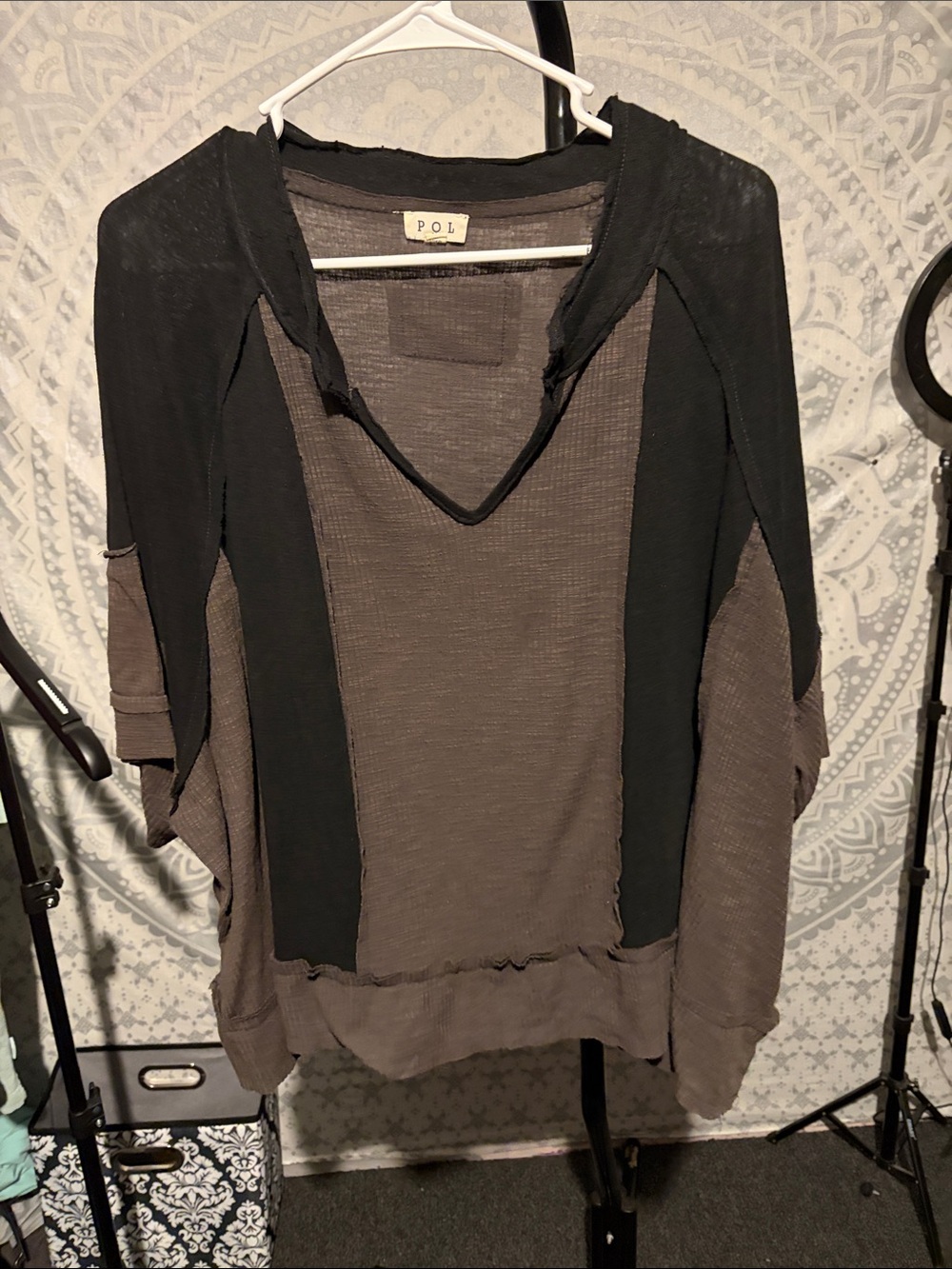 POL Two-Tone Black and Brown Lightweight Long-Sleeve Top